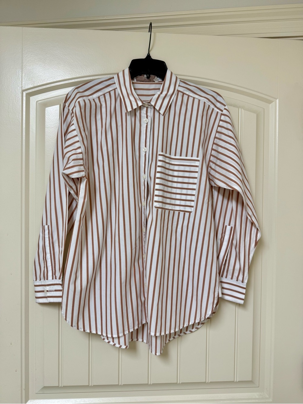 LOFT women’s White Button-Down Shirt with Stripes size small